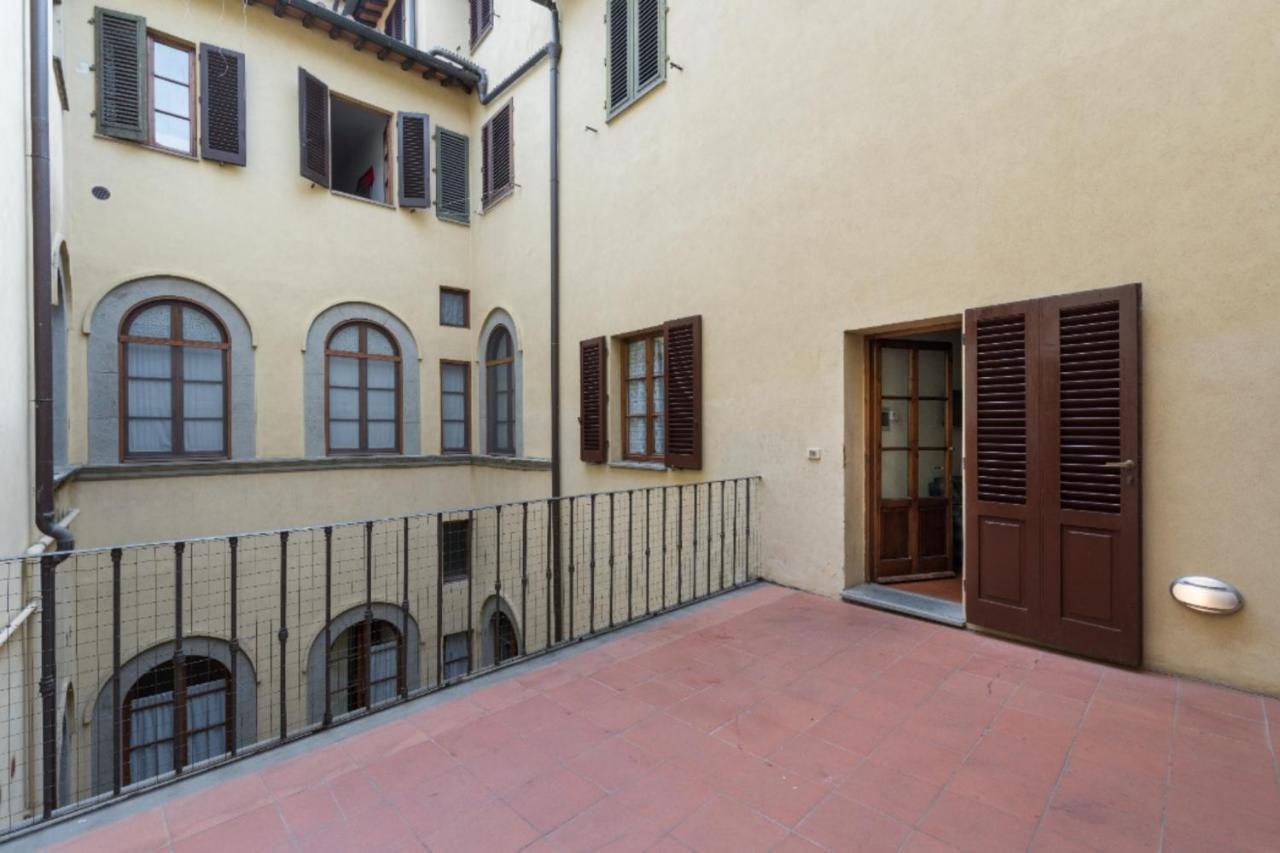 Apartments Close To Duomo Firenze Bagian luar foto