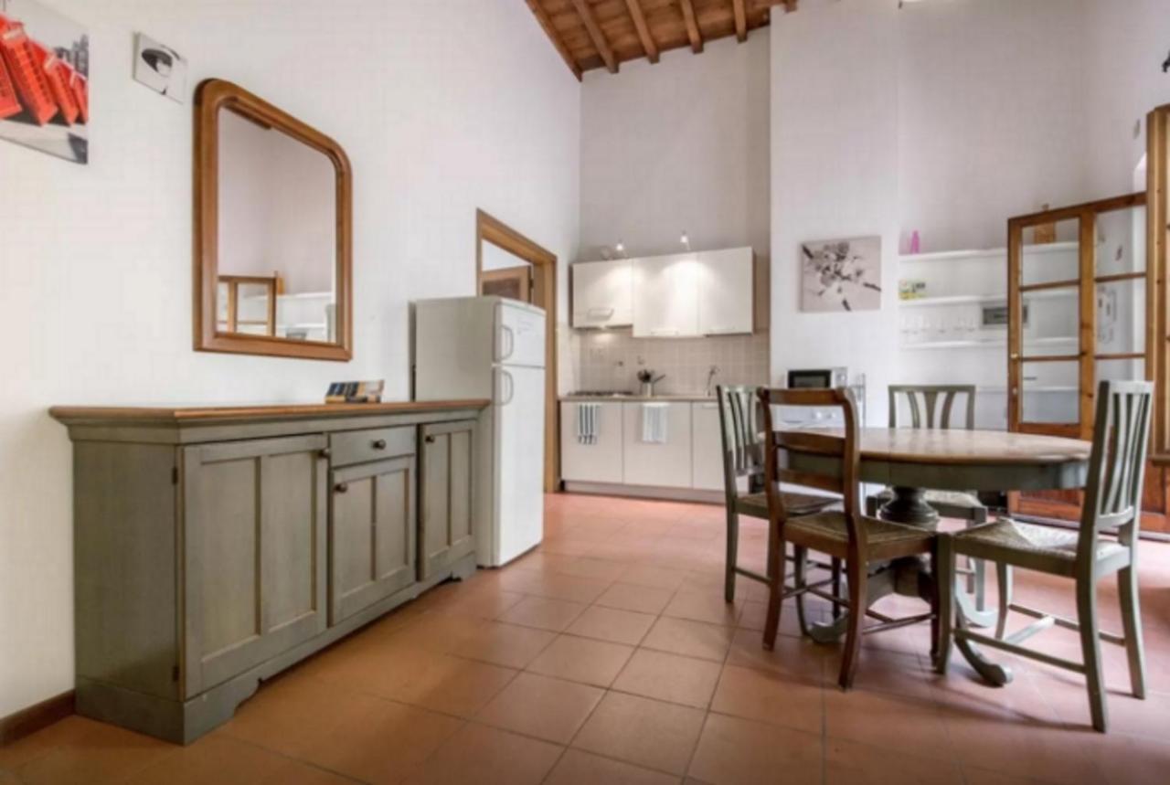 Apartments Close To Duomo Firenze Bagian luar foto