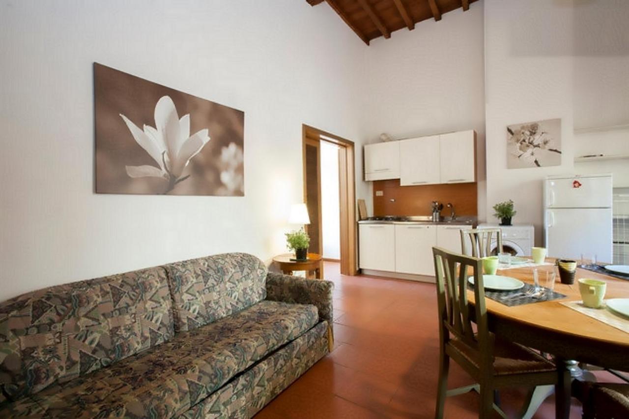 Apartments Close To Duomo Firenze Bagian luar foto