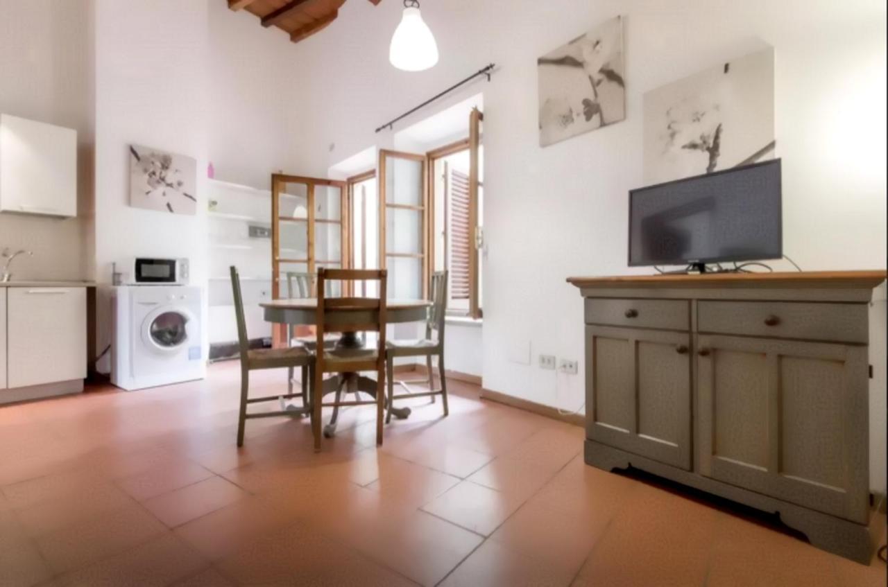 Apartments Close To Duomo Firenze Bagian luar foto