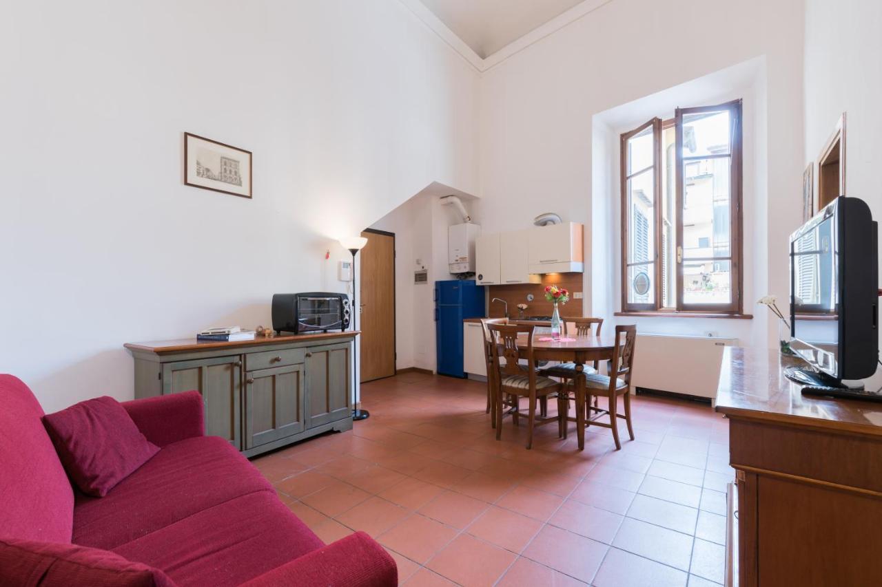 Apartments Close To Duomo Firenze Bagian luar foto