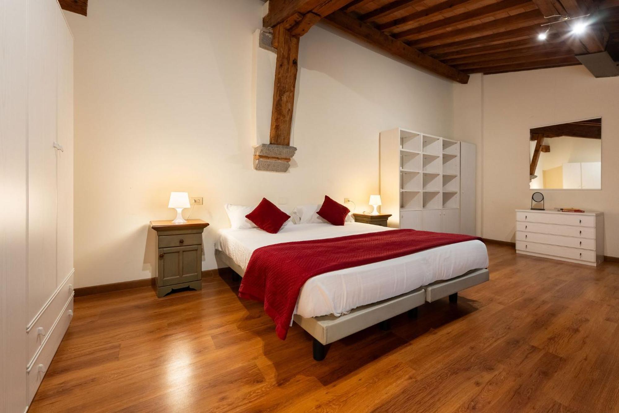 Apartments Close To Duomo Firenze Bagian luar foto