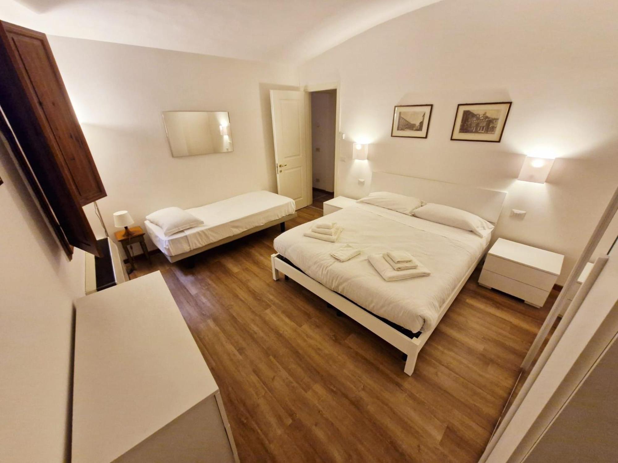 Apartments Close To Duomo Firenze Bagian luar foto