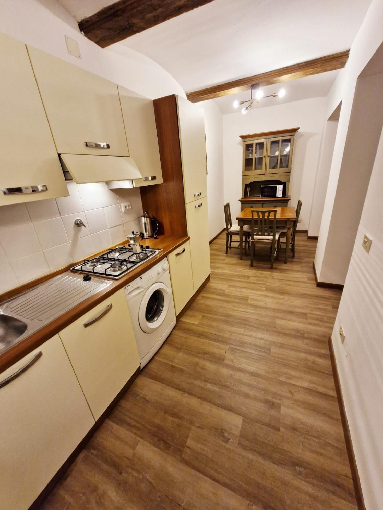 Apartments Close To Duomo Firenze Bagian luar foto